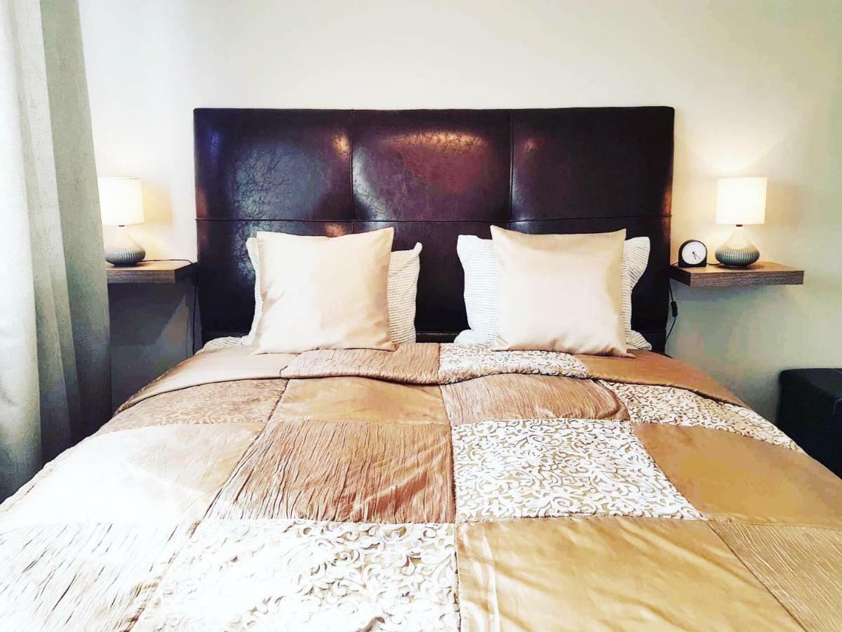 Akureyri Central Rooms Zewnętrze zdjęcie