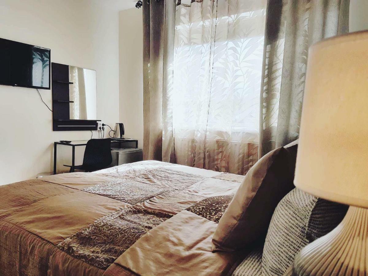 Akureyri Central Rooms Zewnętrze zdjęcie