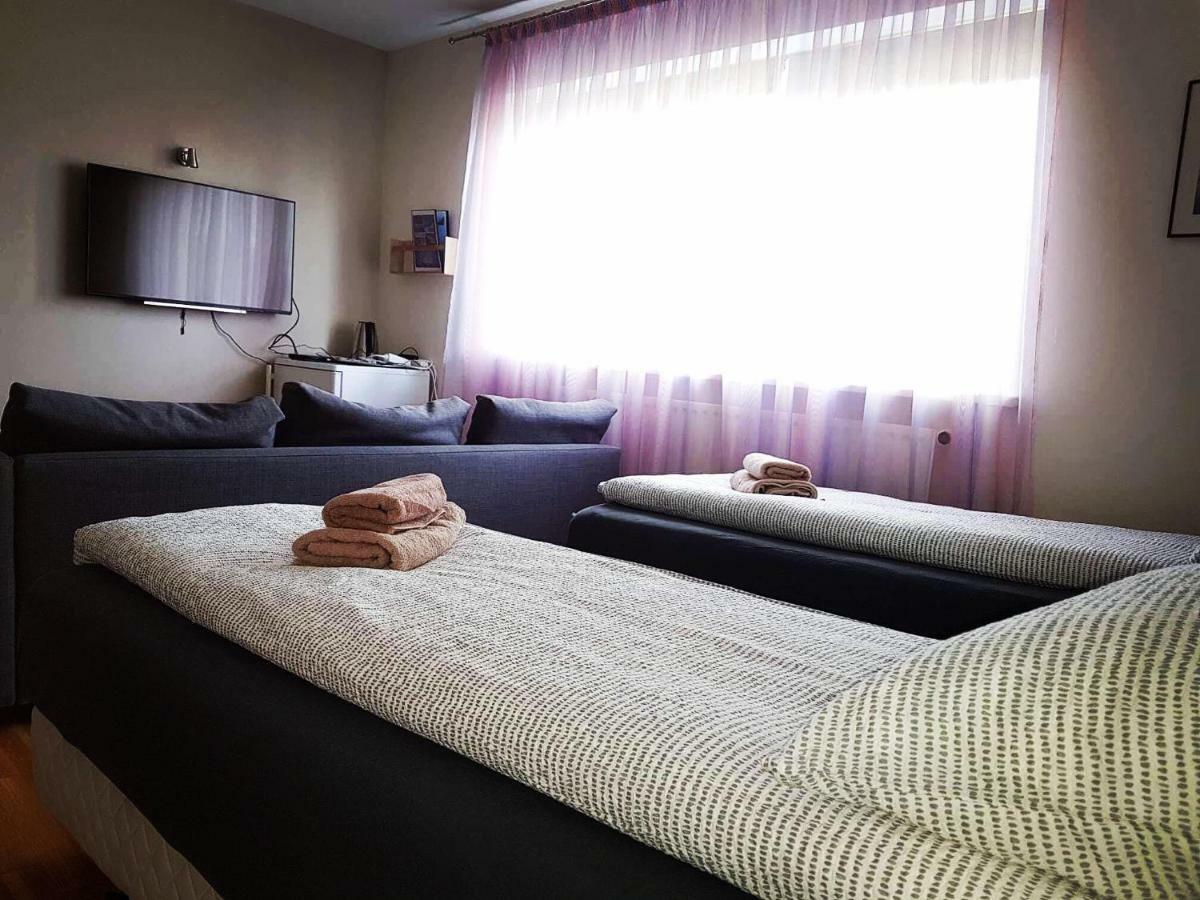 Akureyri Central Rooms Zewnętrze zdjęcie